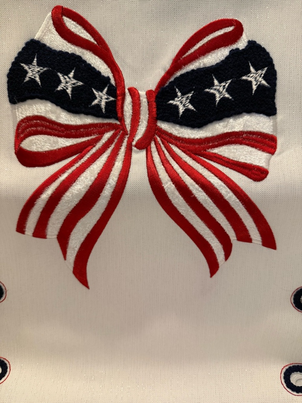 Gorgeous Nautica Red, White & Blue Bow Table Runner- 14x72 inches- NWT - Picture 2 of 3